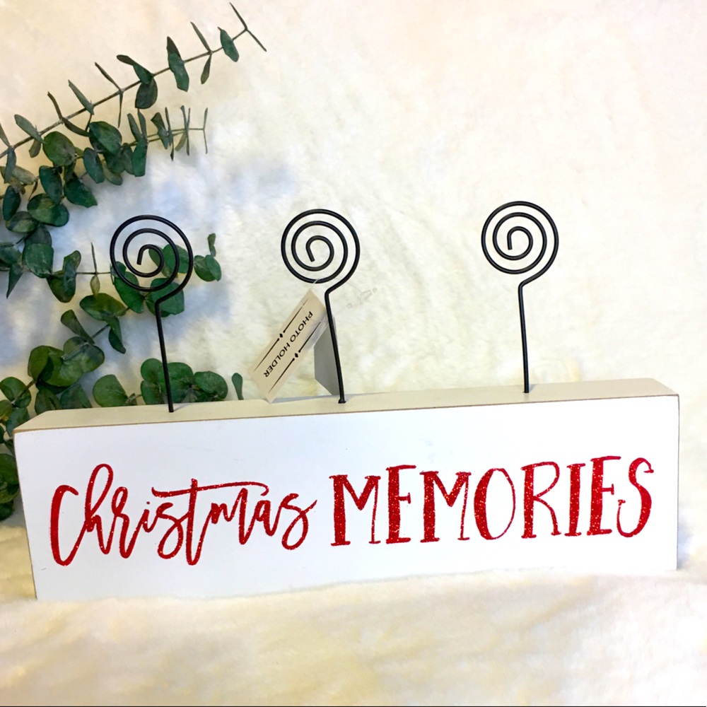 Christmas Memories Picture Display